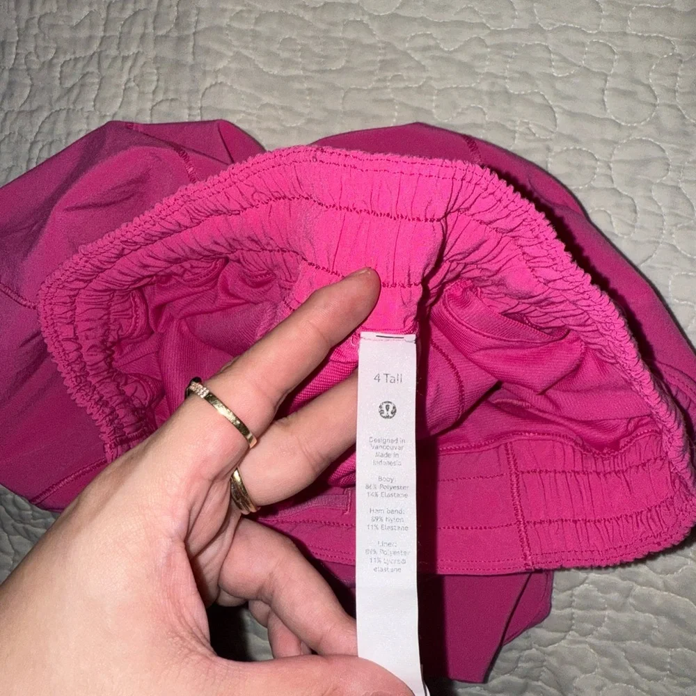 Lululemon Hotty Hot Pink‎ Shorts Size 4 Tall NWOT